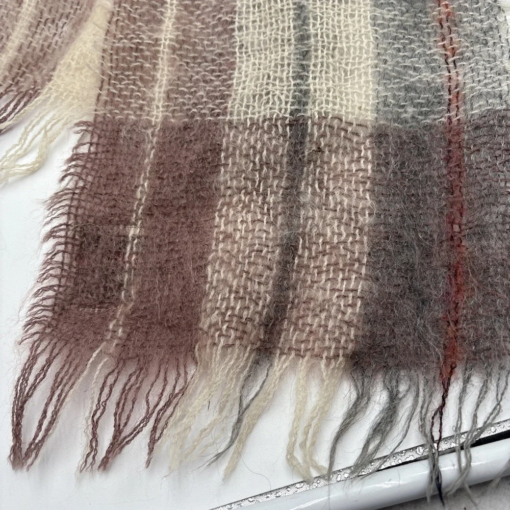 Avoca Hand weavers Scarf 70% Mohair 30% Wool Ireland Brown Dry Clean Only Preown